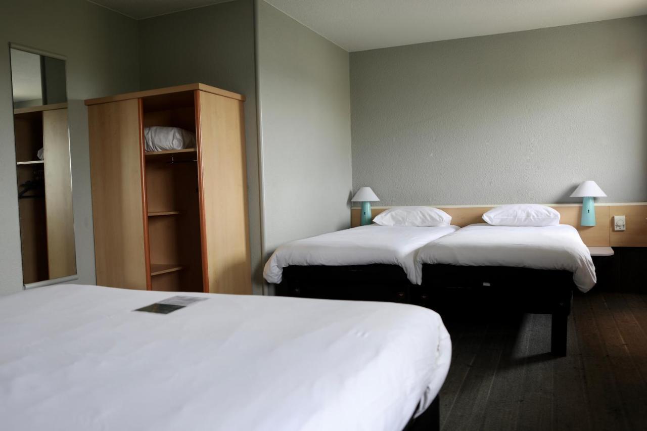 Отель Ibis Обена Экстерьер фото