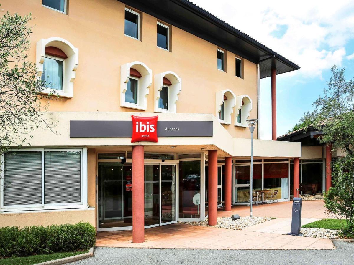 Отель Ibis Обена Экстерьер фото
